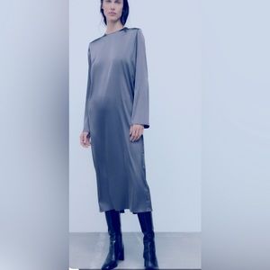 Zara midi- grey- size M- satin effect w bell sleeves